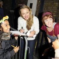 Kimberley Walsh mobbed by screaming fans as she leaves the Theatre Royal | Picture 102200